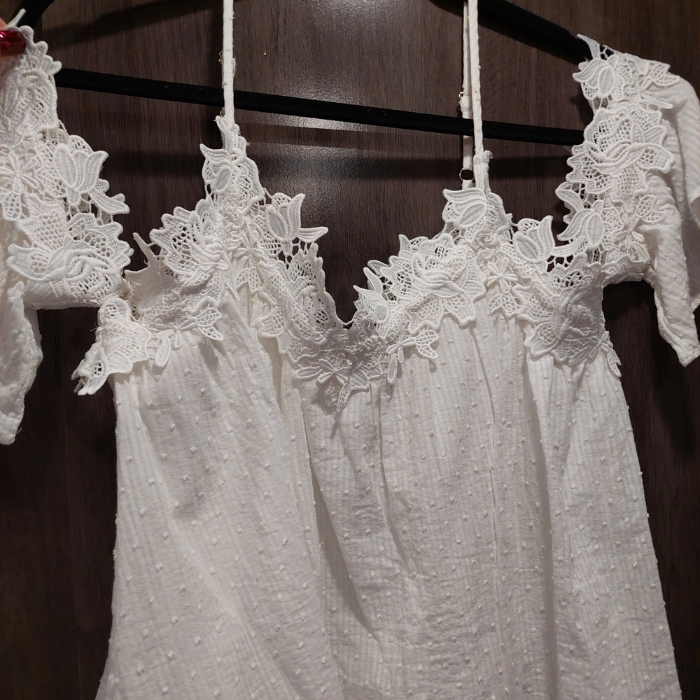 Miss Me White Lace Top